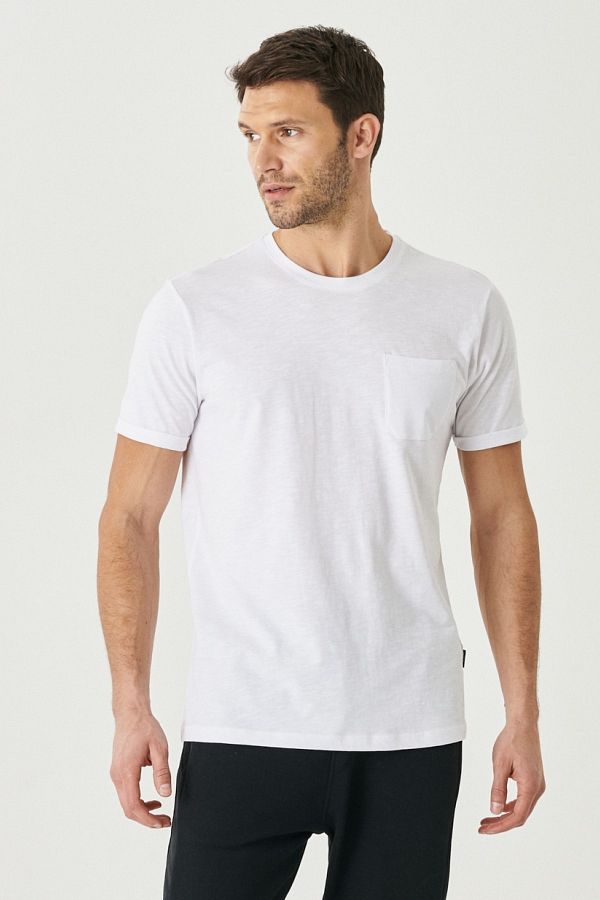 AC&Co / Altınyıldız Classics-Pánské bílé tričko úzkého střihu Slim Fit, 100% bavlna, tričko s kapsami u krku 1
