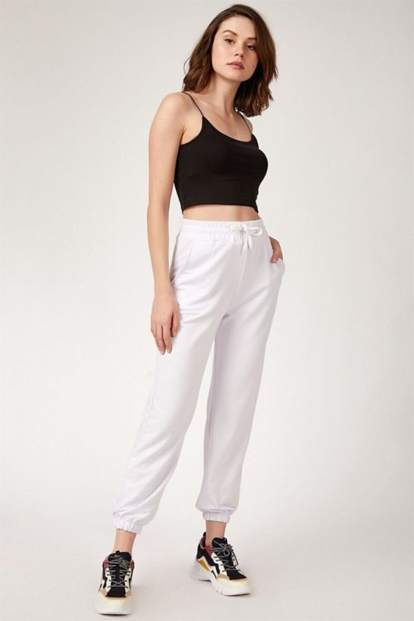 Women's slim fit tracksuit top