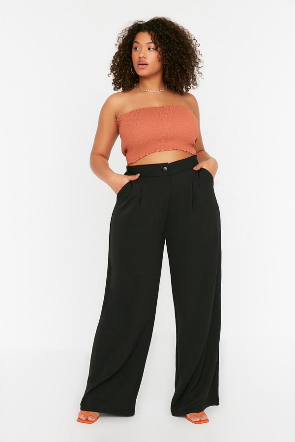 Trendyol Curve-Schwarze plissierte Webhose mit hoher Taille TBBSS22PL0448 1