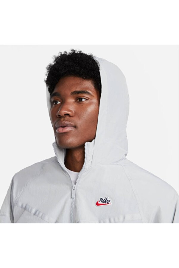 nike sportswear heritage essentials