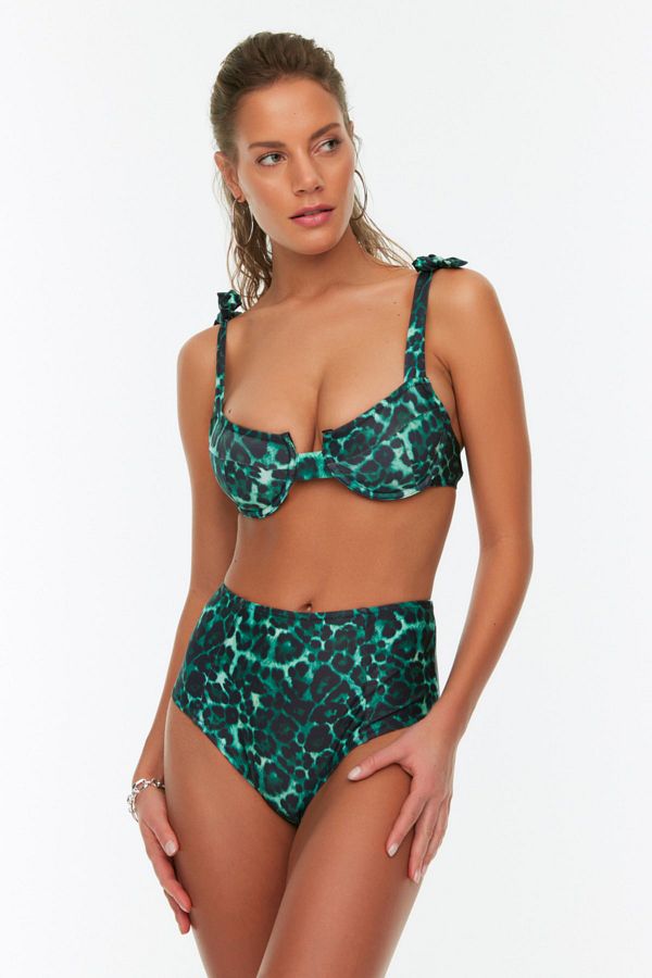 Trendyol Collection-High Waist Leopard Print Bikini Bottom - TBESS21BA0220 1