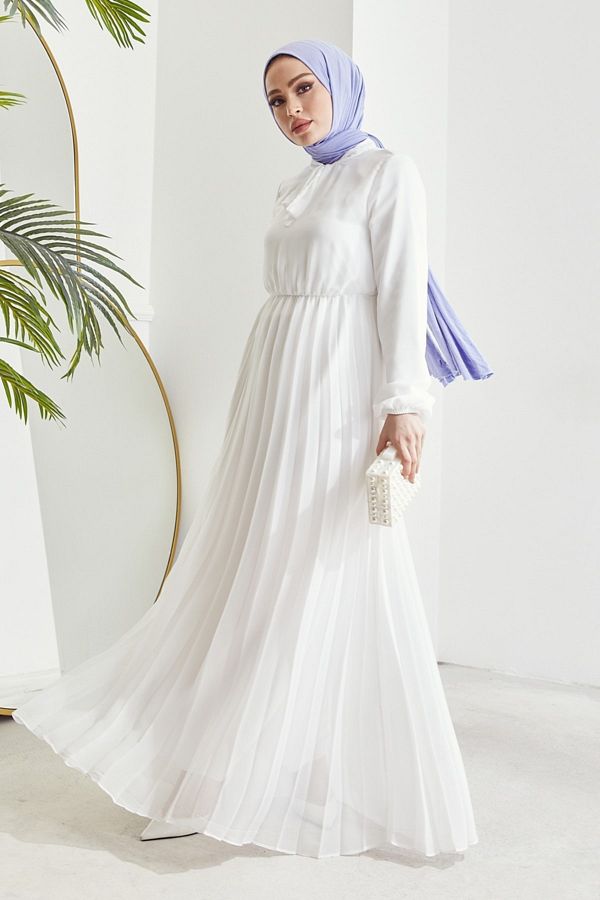 InStyle-Plissiertes Limelda-Chiffon-Hijab-Kleid – Weiß 1