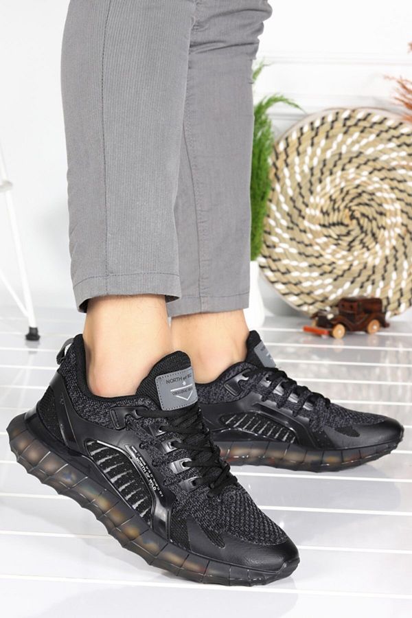 NORT OF WILD Men s Polkadot Black Memory Sole Orthopedic Running Sports Shoes Trendyol