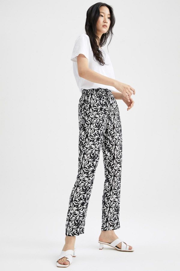 DeFacto-Harem Patterned High Waist Viscose Trousers with Pockets I3709Az22Sm 1