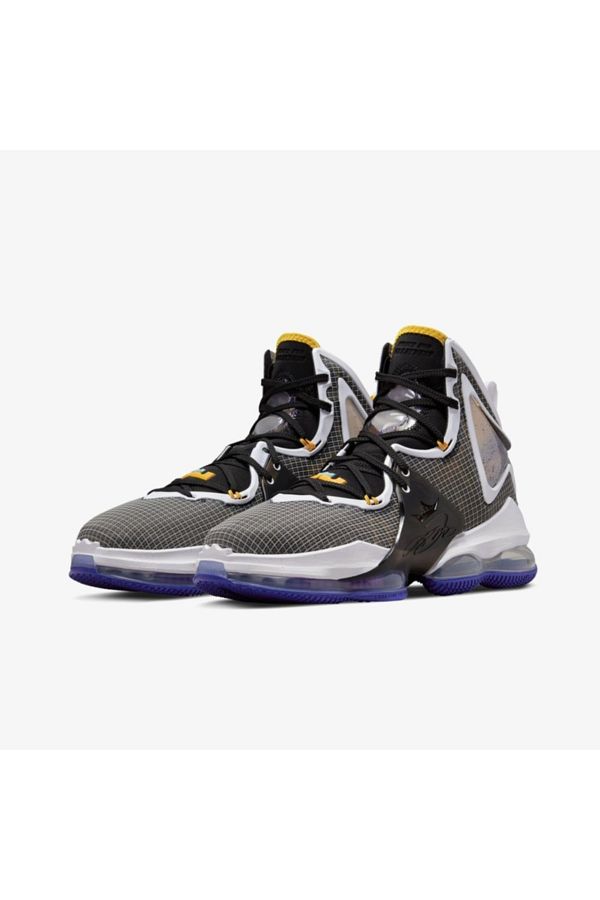Grey nike basketball shop shoes