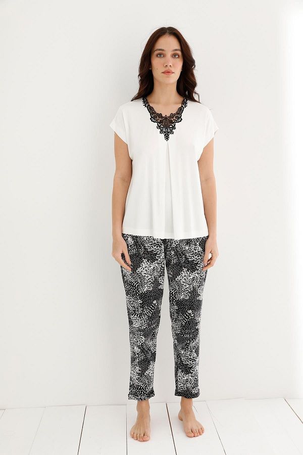 GİZZEY-Sevim 20813 Short Sleeve Ecru Pajama Set 1