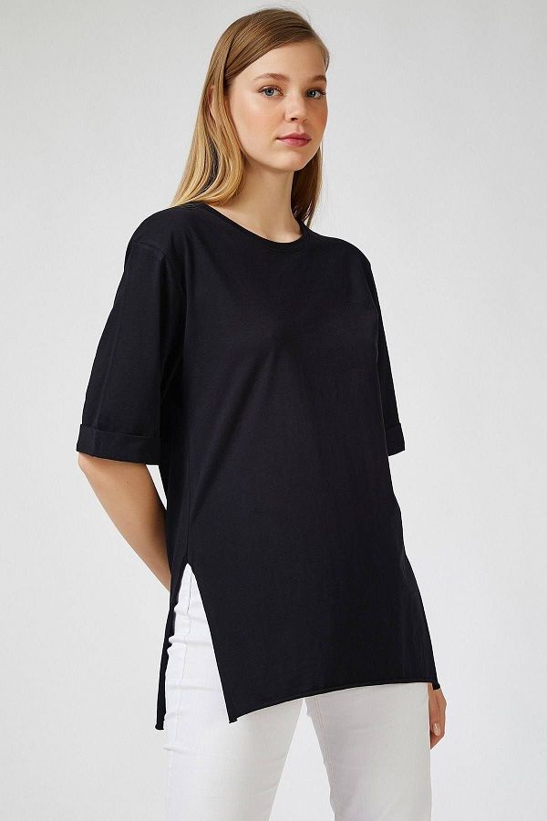 LE CARAMBOLE-Women's Black Side Slit Oversize Combed Cotton Tshirt 1