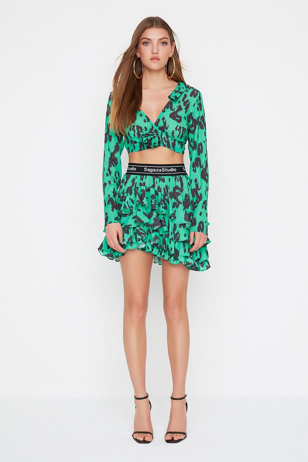 Trendyol Collection-Sagaza Studio Green Leopard Patterned Chiffon Skirt - TPRSS22ET00003 1