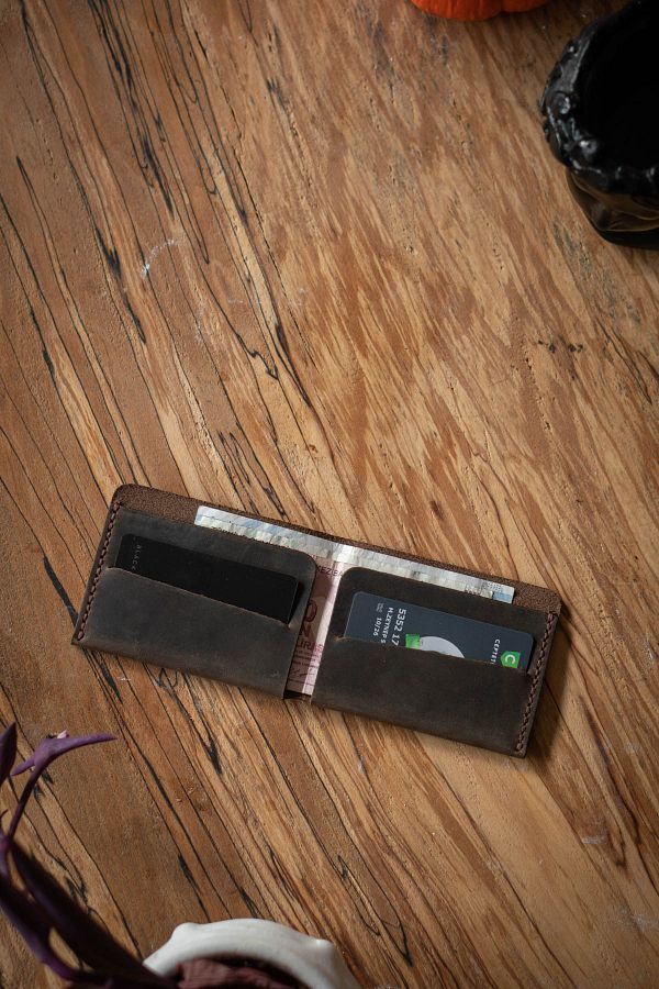 minimal X design-Minimal X Coin Wallet - Chestnut Crazy 1