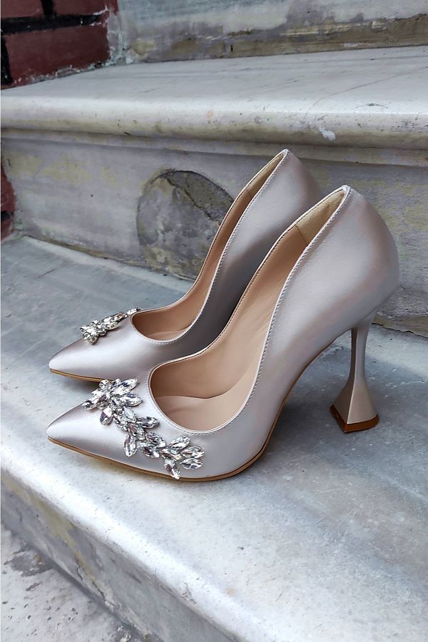 LA CALZATURE Skin Satin 11 Cm Heeled Stiletto Women s Shoes with Waterway Accessories Trendyol