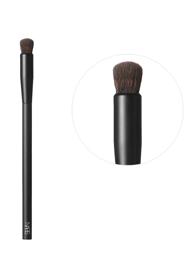 Nars-Soft Matte Complete Concealer Brush 1