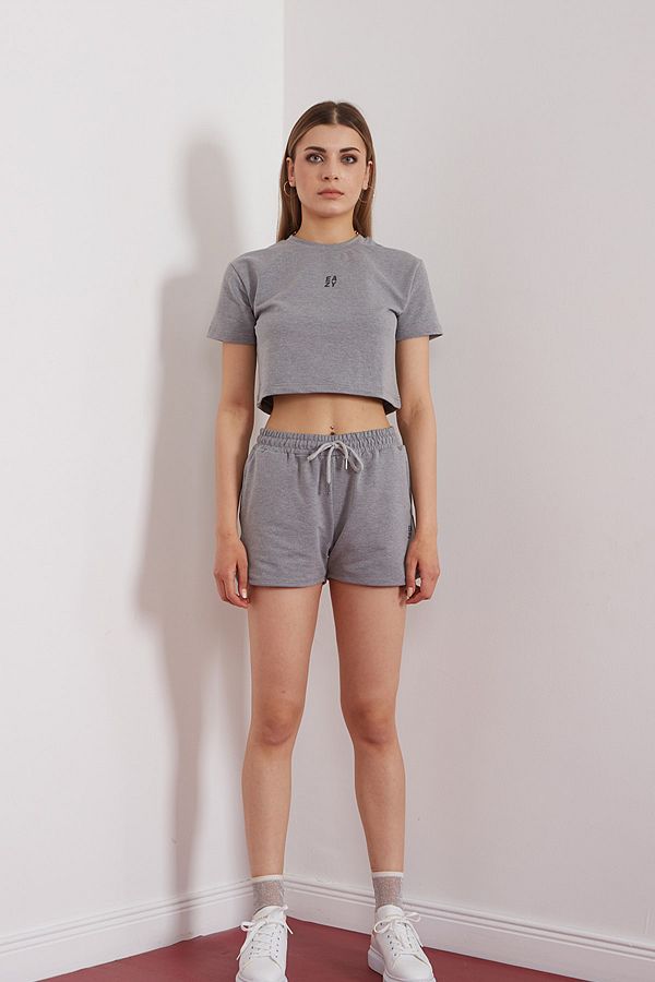 Eazy Co-Γυναικείο Basic Grey Crop Top Σετ 1