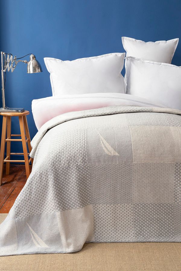 Nautica blanket online