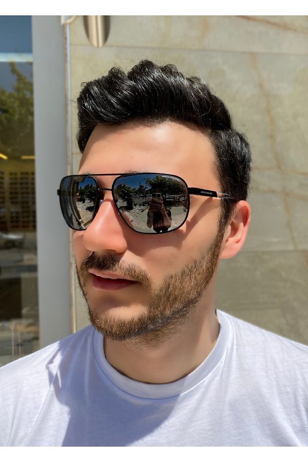 Gray mirror sunglasses sales