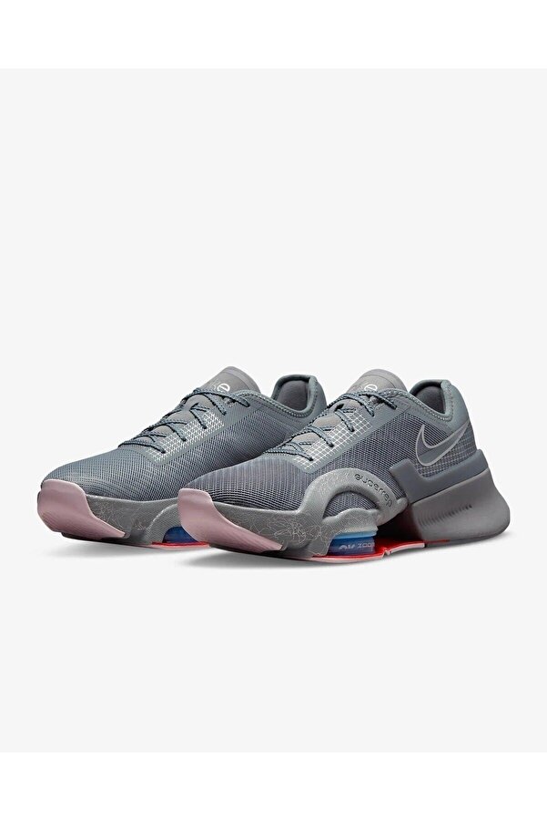 nike training air zoom superrep trainers in grey