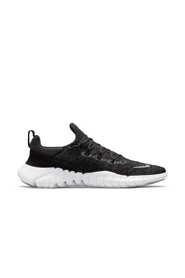 Running shoes nike 5.0 2025