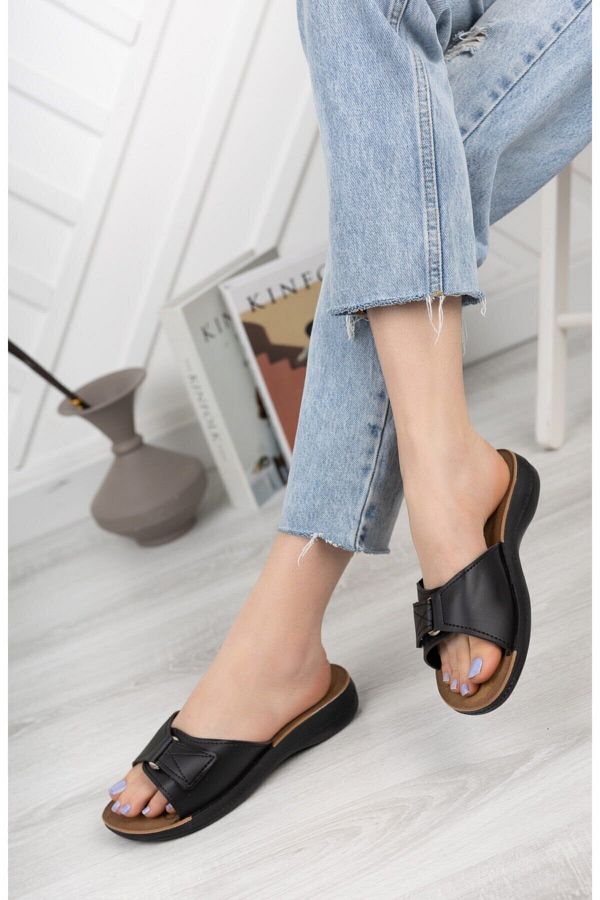 Gel house slippers 2025