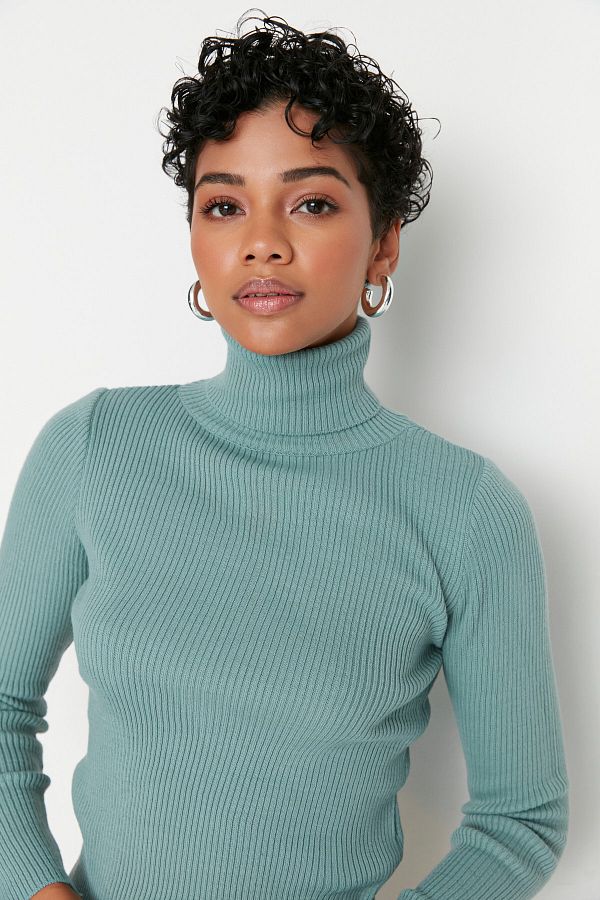 Trendyol Collection Mint Basic Turtleneck Sweater TWOAW21KZ1279 Trendyol