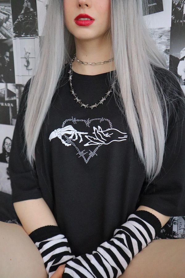 EFBUTİK-Black Unisex Spiky Heart Michelangelo T-shirt 1