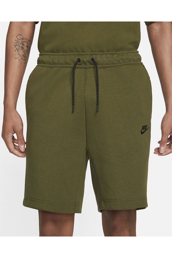 Nike Tech Fleece Shorts Men s Shorts Green Trendyol
