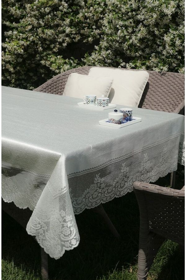 Papion Home-Hyacinth Patterned Knitted Tablecloth 1