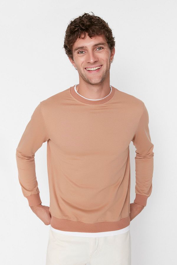 Trendyol Collection-Суичър Tamanchi в цвят камила - обикновена кройка TMNAW22SW0658 1