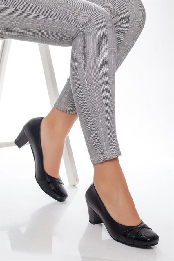 Deripabuc - Anatomik-Genuine Leather Black Women's Heeled Leather Shoes Shn-5152 1