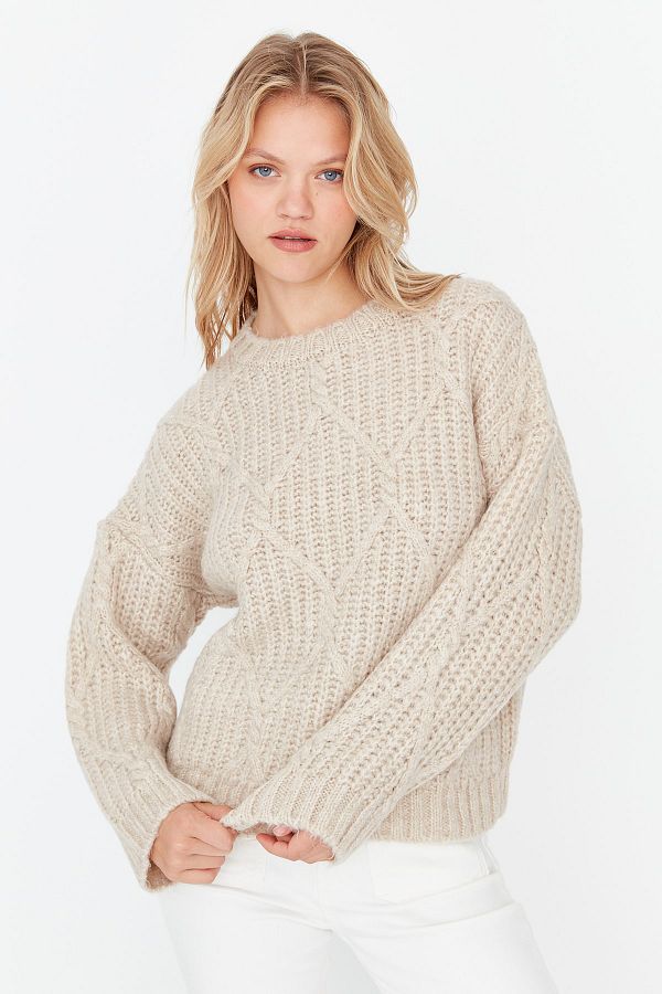Trendyol Collection-Weit geschnittener Pullover aus weichem, strukturiertem Strick – TWOAW23KZ01373 1