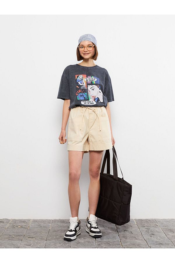 LC Waikiki-Pantaloni scurți de damă din Gabardin simplu, casual, cu talie elastică 1