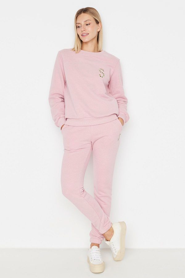 Trendyol Collection-Podstawowy dres z dzianiny Dried Rose z podwyższonym nadrukiem 1