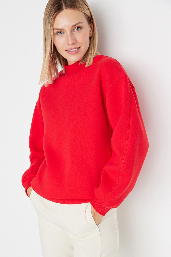 Trendyol Collection-Roter dicker Fleece-Innenstoff mit Stehkragen, entspannte/bequeme Passform, Strick-Sweatshirt TWOAW20SW0584 1