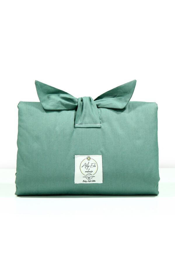 Atölye Eda Exclusive Bebek Alt Açma Örtüsü Pratik Havlu Alezli Sıvı Geçirmez