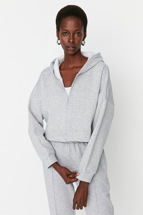Trendyol Collection Gray Basic Zippered Hooded Crop Thick Fleece Inside Knitted Sweatshirt TWOAW20SW0660 Trendyol