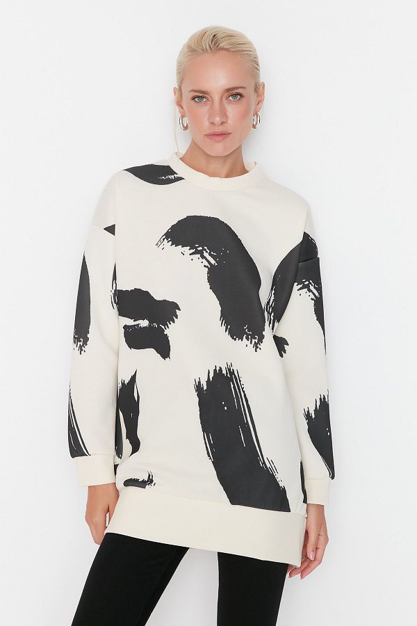 Trendyol Modest-Pletená mikina s bílým vzorem Crew Neck Scuba TCTAW23TW00049 1