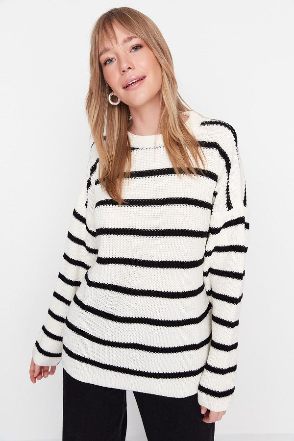 Wide striped sweater outlet