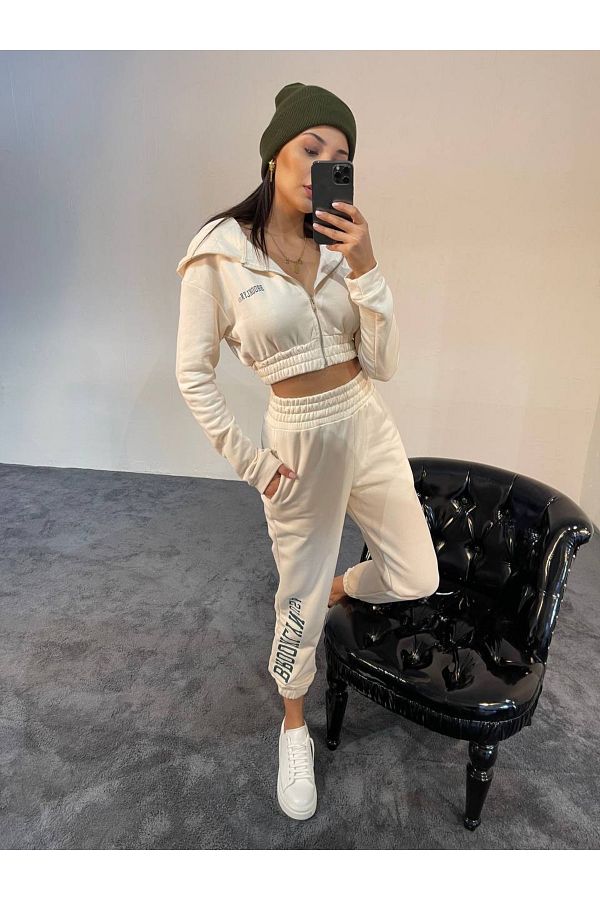 Pubblica Women s Bone Colored Elastic Leg Sweatpants Crop Zippered Jacket Bottom Top Set Trendyol