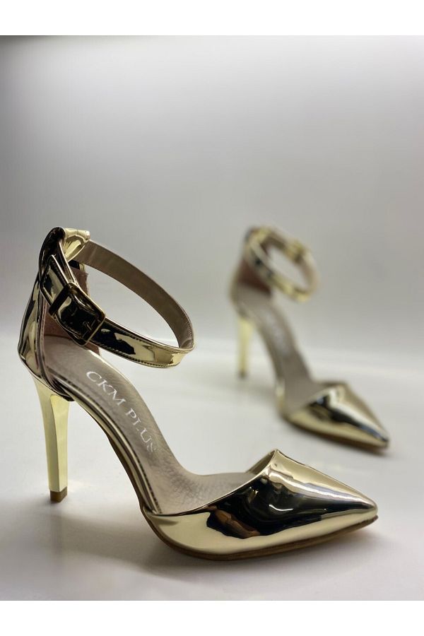 Gold mirror shoes top