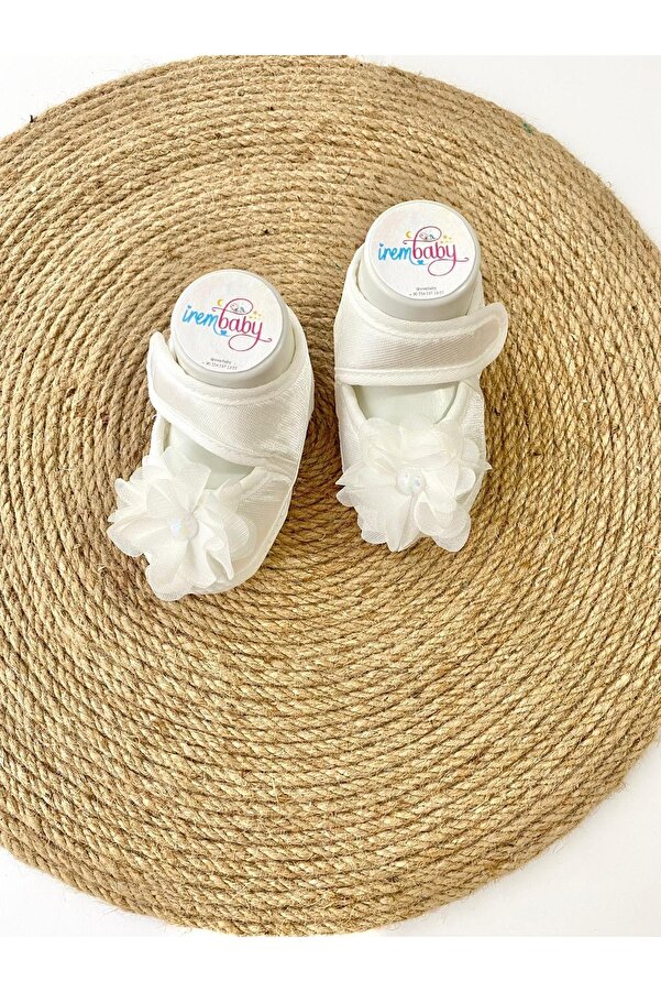 irembaby Bebek Ayakkabı Süslü Patik Beyaz Çiçekli (lohusa-çekim-mevlüt)