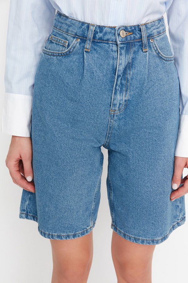 Sustainable denim shorts discount