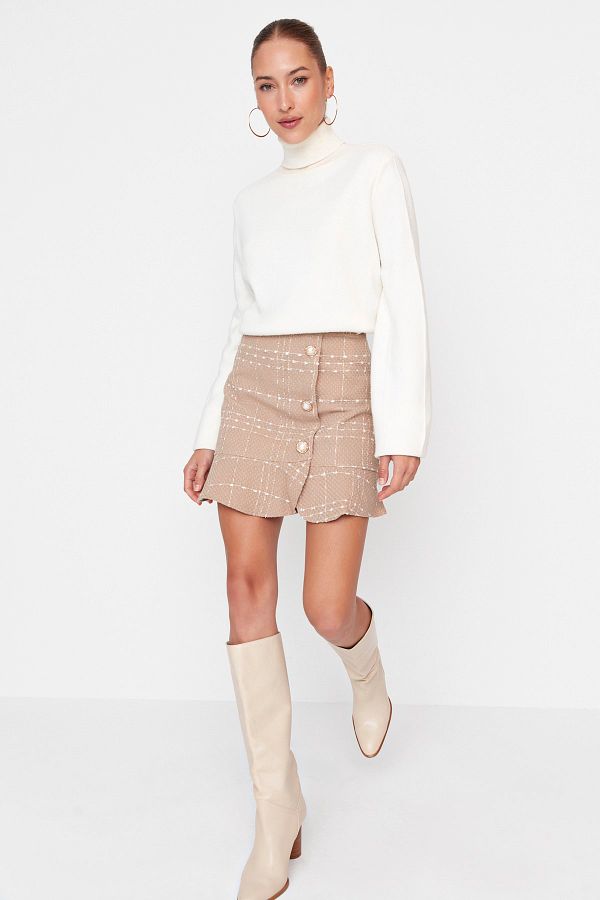 Trendyol Collection-Кафява мини тъкана пола от туид с копчета и връх с волани TWOAW22ET0155 1