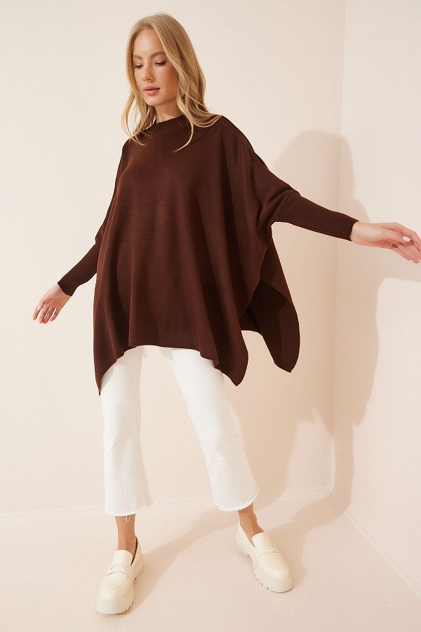Happiness İstanbul Brauner Oversize-Poncho-Pullover mit Seitenschlitz für  Damen YY00005 - Trendyol
