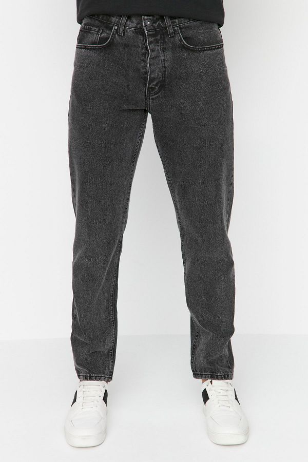 Trendyol Collection-Anthrazitfarbene Essential Fit Jeans Jeanshose TMNAW23JE00104 1