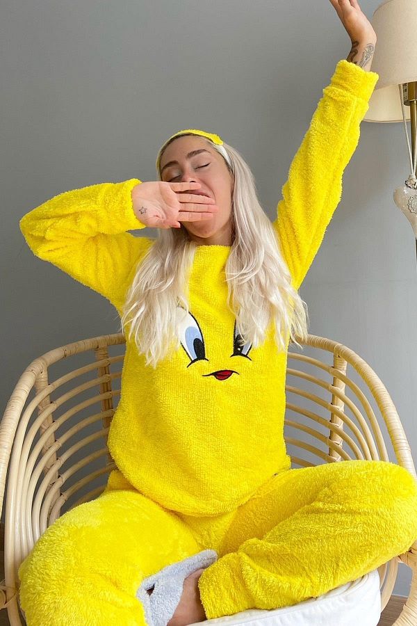 Pijamaevi-Yellow Bird Patterned Full Plush Pajama Set 1