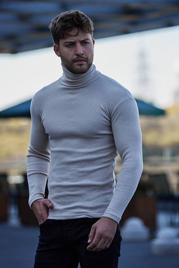 Thick ribbed turtleneck clearance