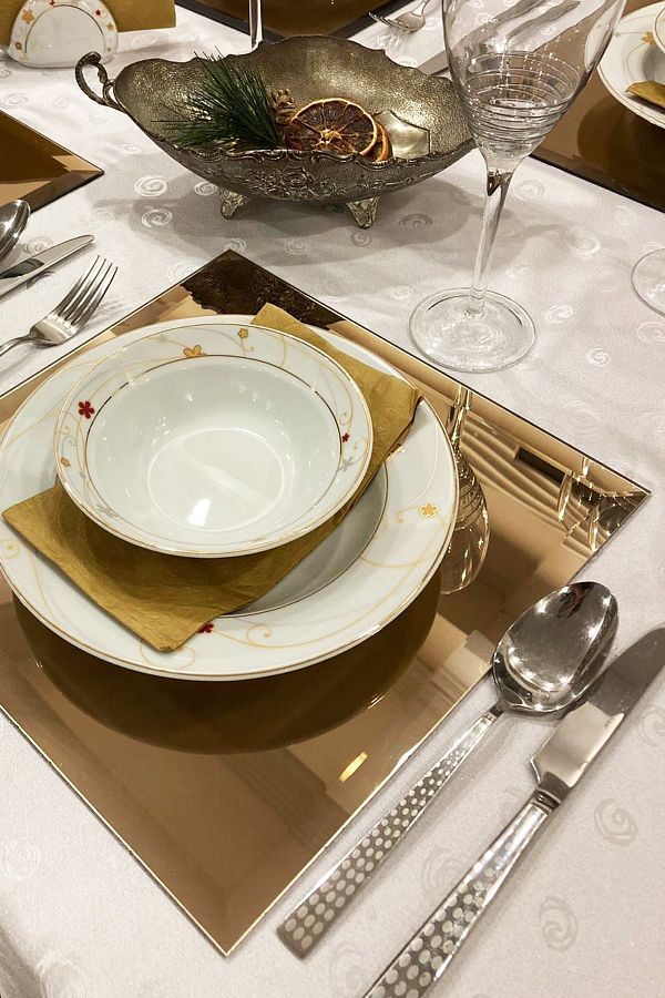 Linacci-Single Square Bronze Mirror Supla Dining Table with Decorative Bisote 1