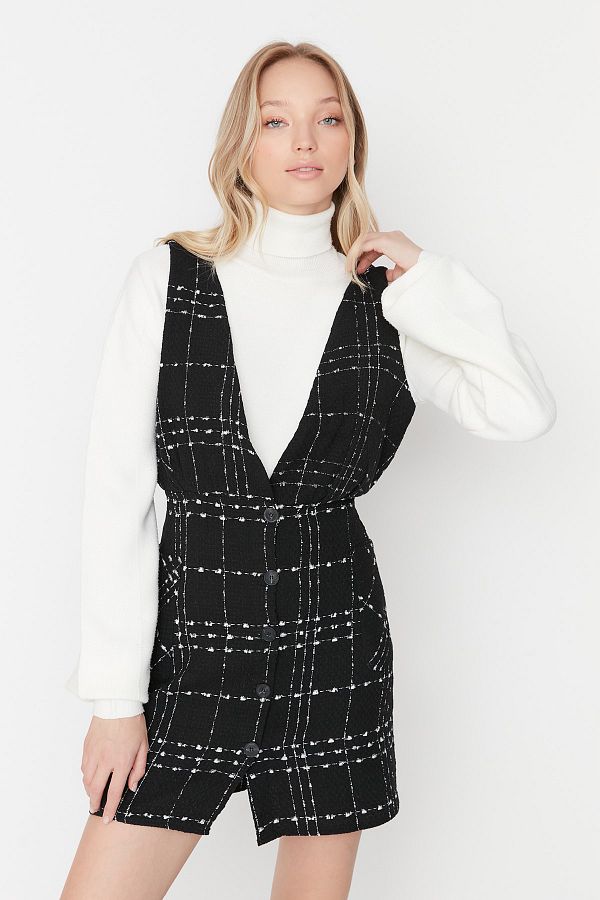 Trendyol Collection-Чорна ткана міні-сукня-жилет з V-подібним вирізом TWOAW21EL0319 1