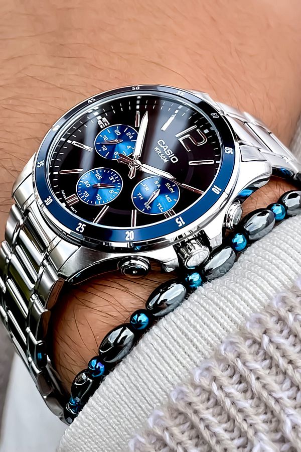Casio men's wrist watches hotsell