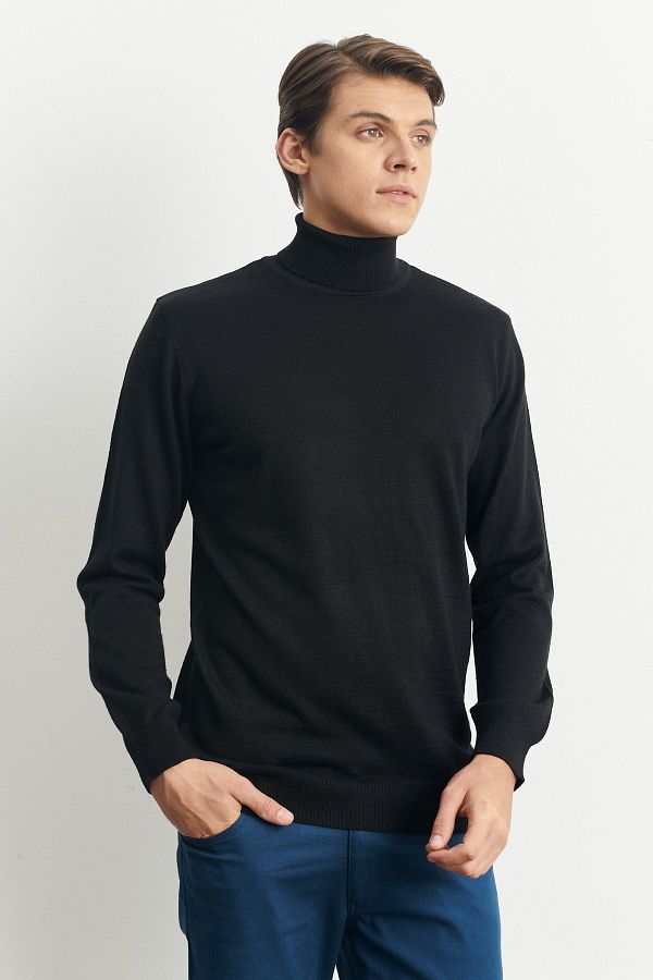ALTINYILDIZ CLASSICS-Schwarzer Herren-Strickpullover in Standard-Passform mit Rollkragen und normaler Passform 1