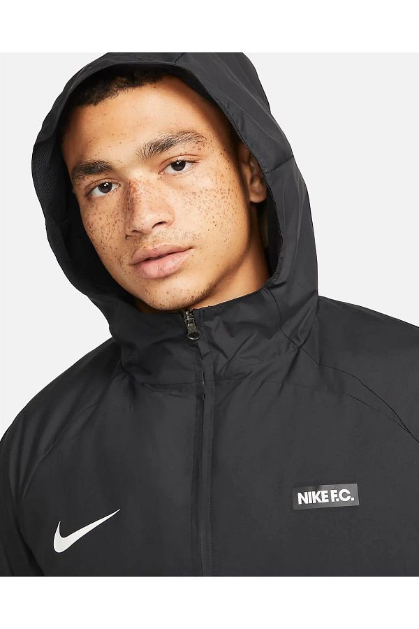 Nike fc windbreaker jacket hot sale