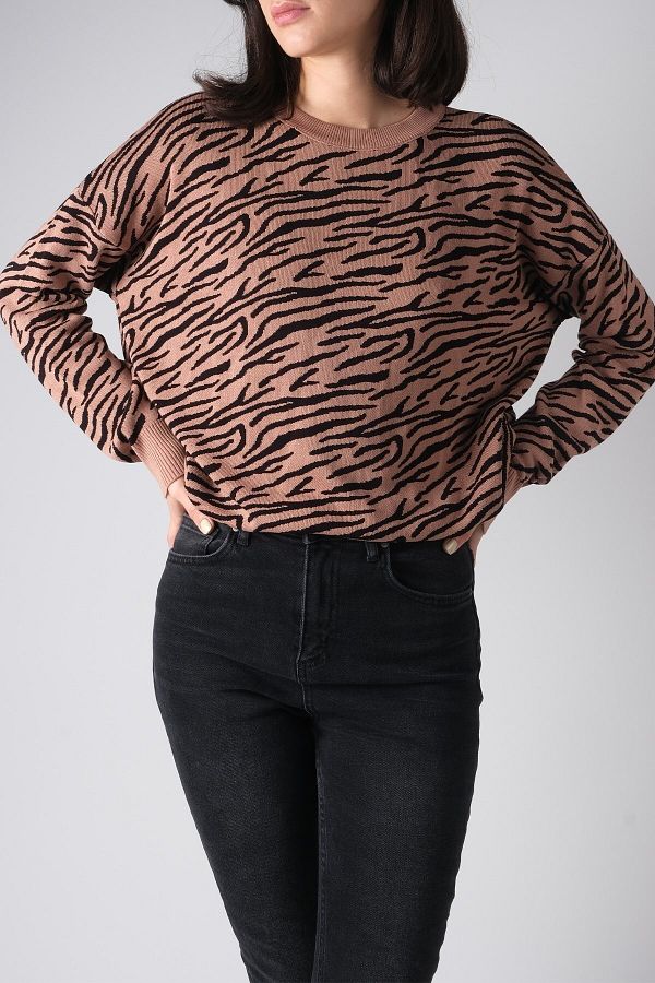 mioropa-Camel Color Zebra Pattern Women's Sweater 1